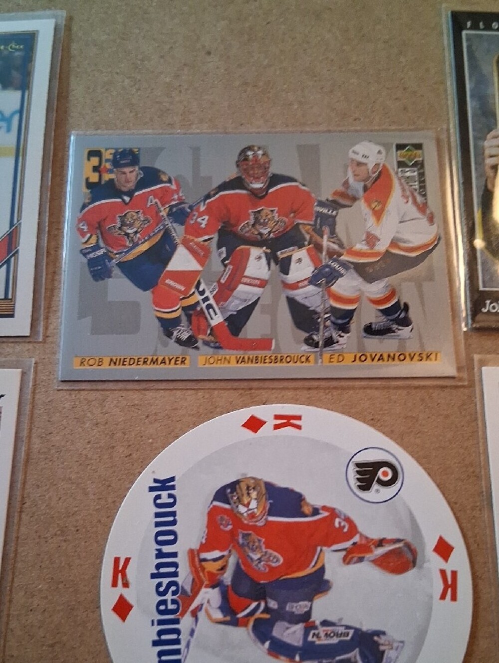 Vintage John Vanbiesbrouck Hockey Card Lot - Red, White, Blue - Picture 9 of 16